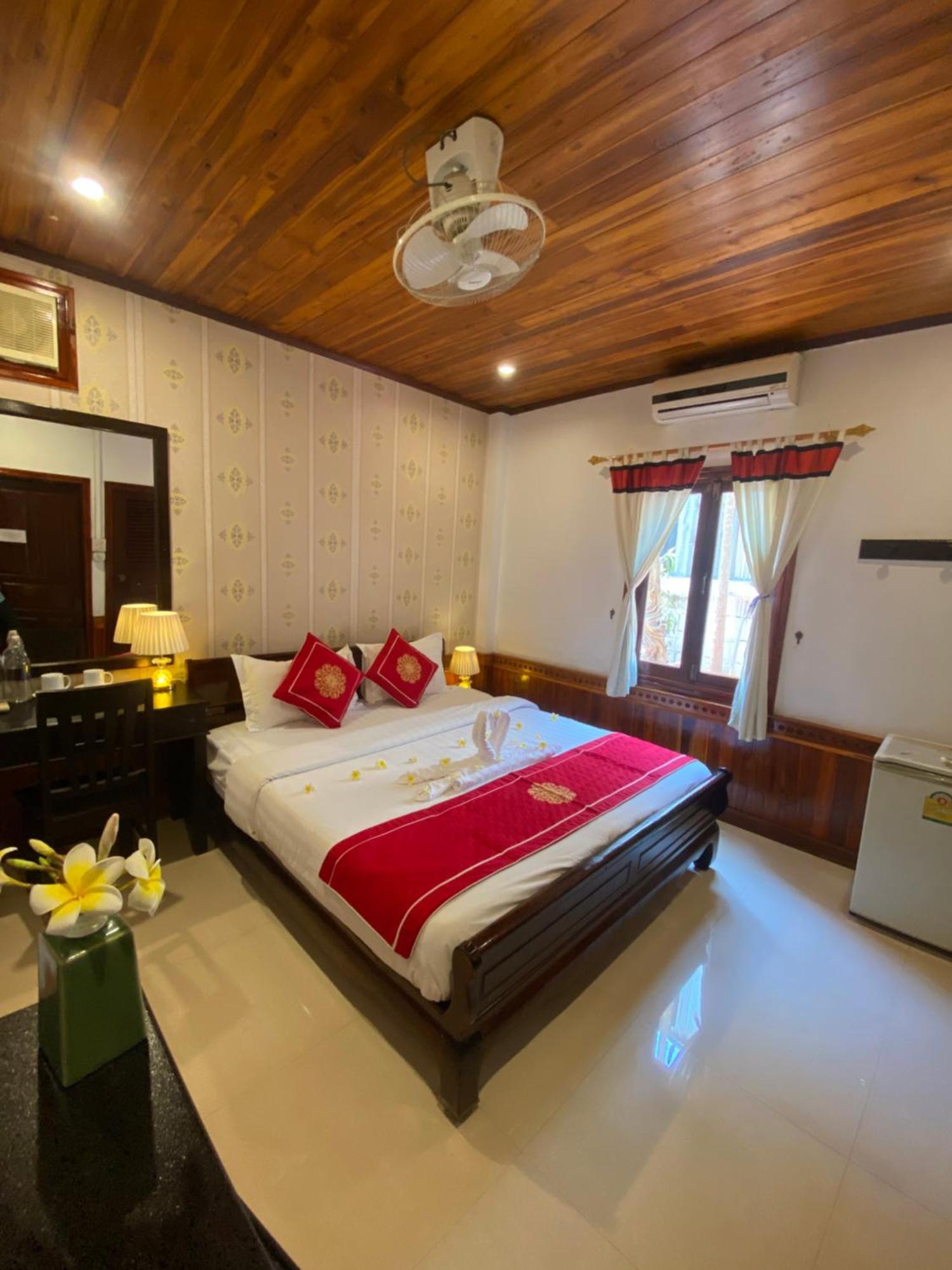 Golden Lotus Boutique Hotel Luang Prabang Exterior foto