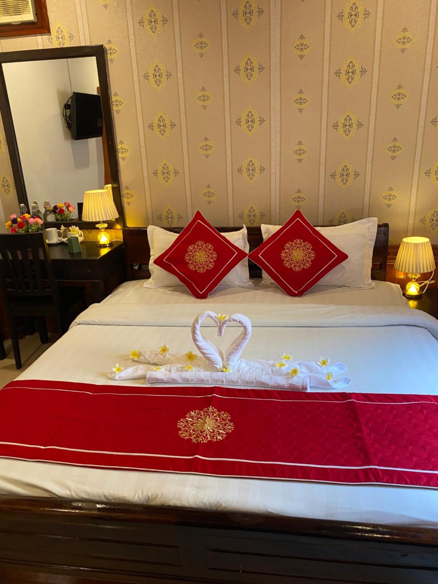 Golden Lotus Boutique Hotel Luang Prabang Exterior foto