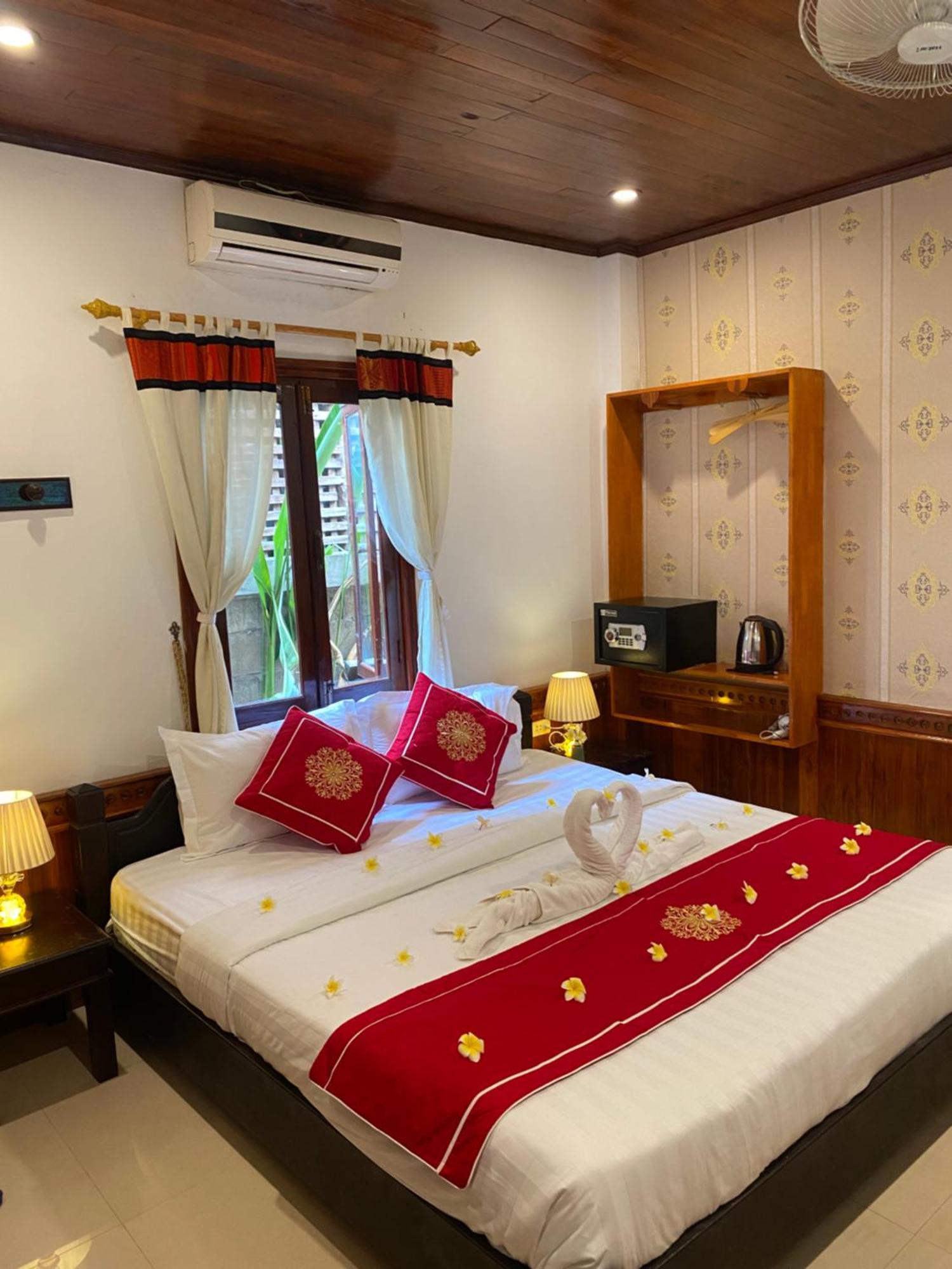 Golden Lotus Boutique Hotel Luang Prabang Exterior foto