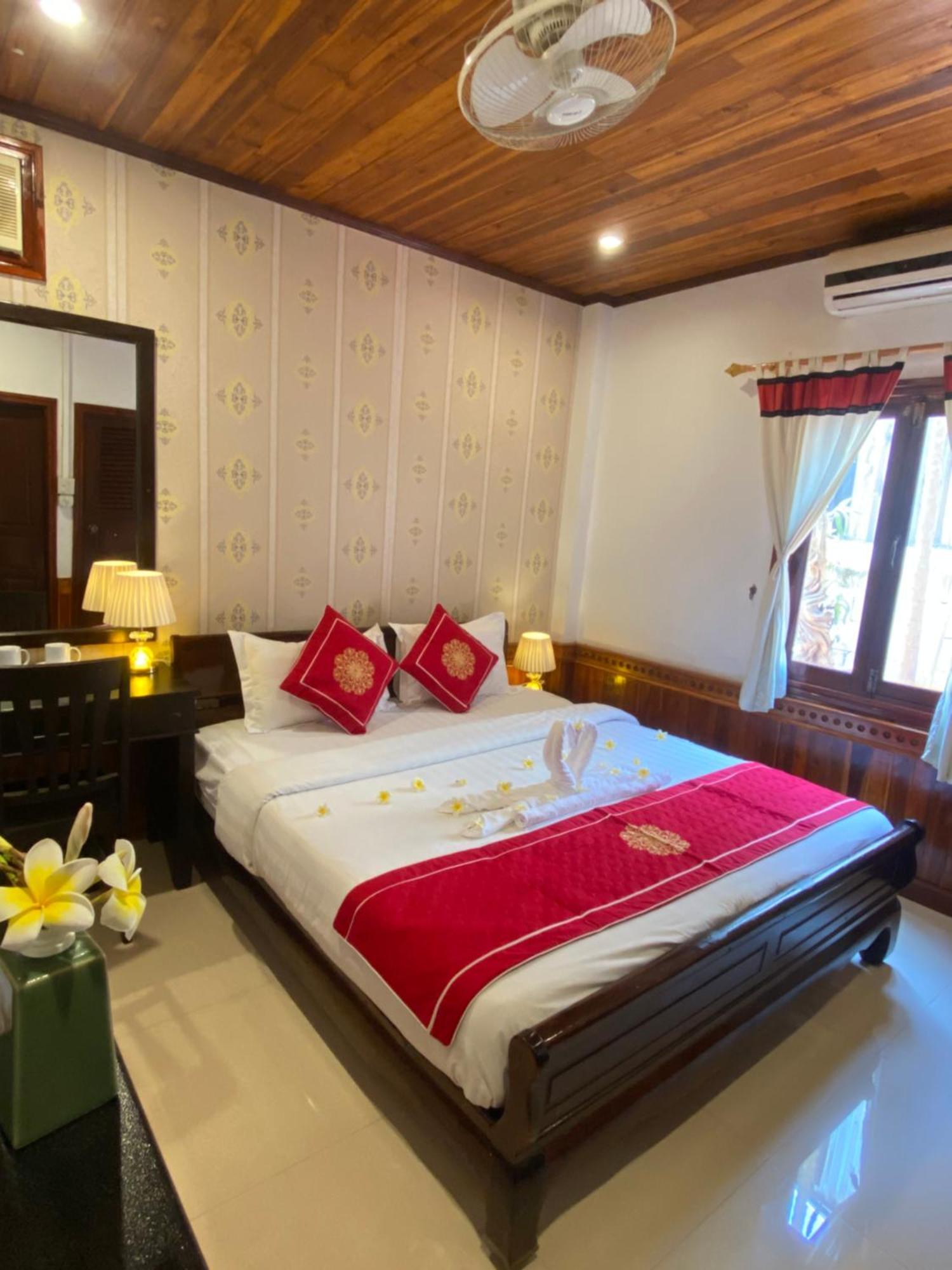 Golden Lotus Boutique Hotel Luang Prabang Exterior foto